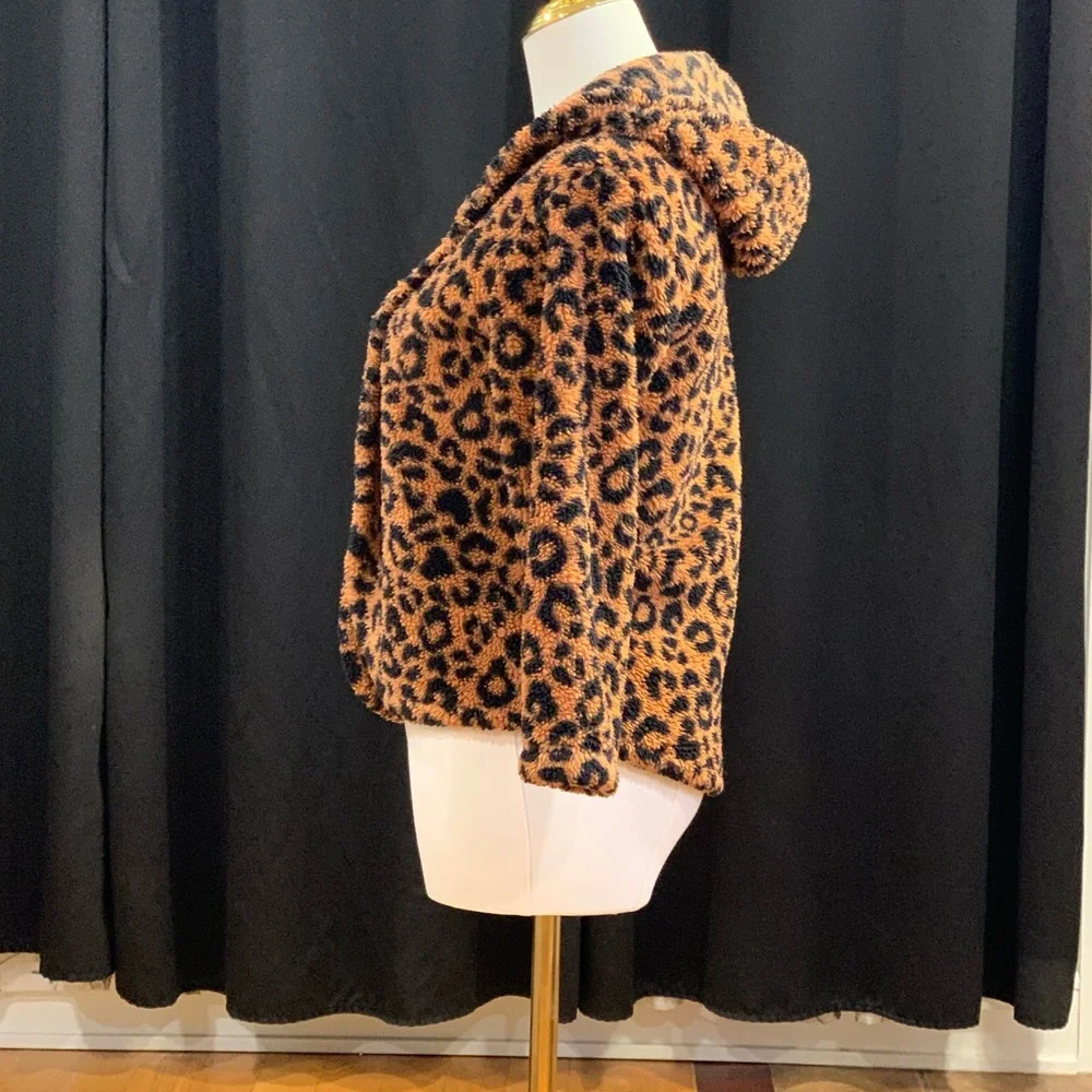 The Children's Place Brown and Black‎ Teddy Jacket Youth 6/7